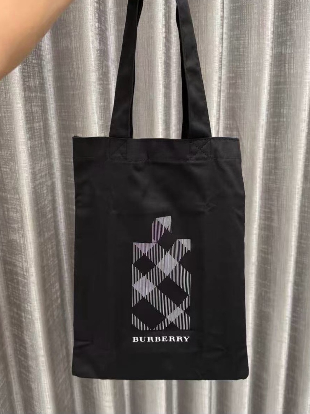 Burberry Gift Small Tote Bag - Picture 2 of 7